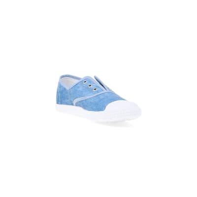 360 degree animation of product Blue canvas slip on trainers frame-19