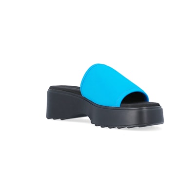 360 degree animation of product Blue Flatform Mule frame-18
