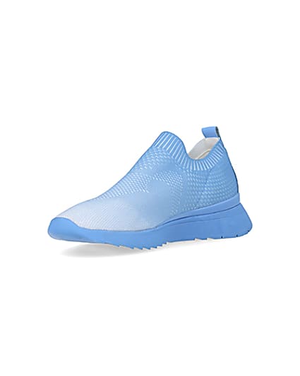 360 degree animation of product Blue knitted runner trainers frame-0