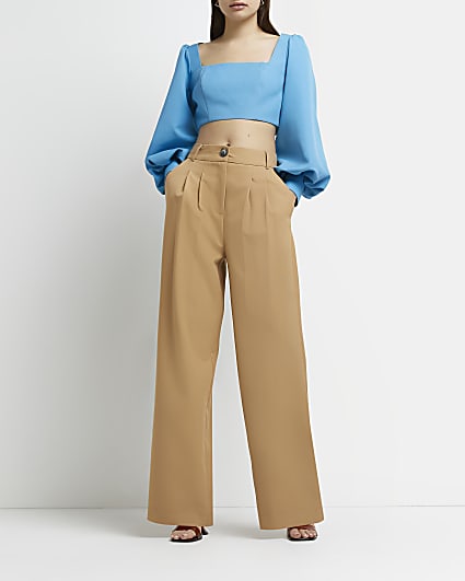 Blue large puff sleeve cropped top