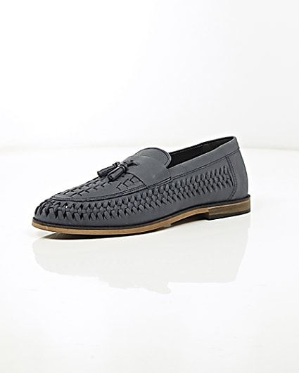 360 degree animation of product Blue leather woven tassel loafers frame-0