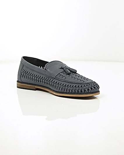 360 degree animation of product Blue leather woven tassel loafers frame-7