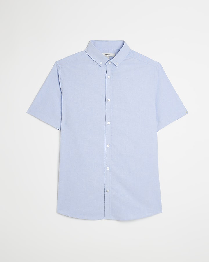 Blue muscle fit short sleeve oxford shirt