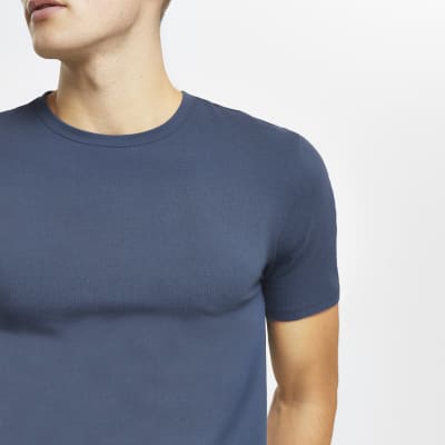 Blue muscle fit short sleeve tshirt River Island