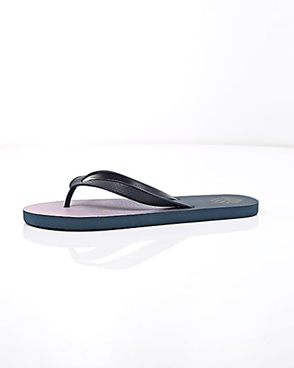 360 degree animation of product Blue ombre print flip flops frame-23