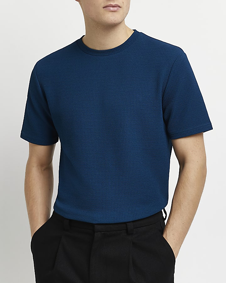Blue slim fit textured t-shirt