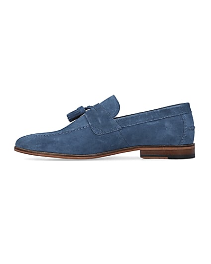 360 degree animation of product Blue Suede Tassel Loafers frame-3