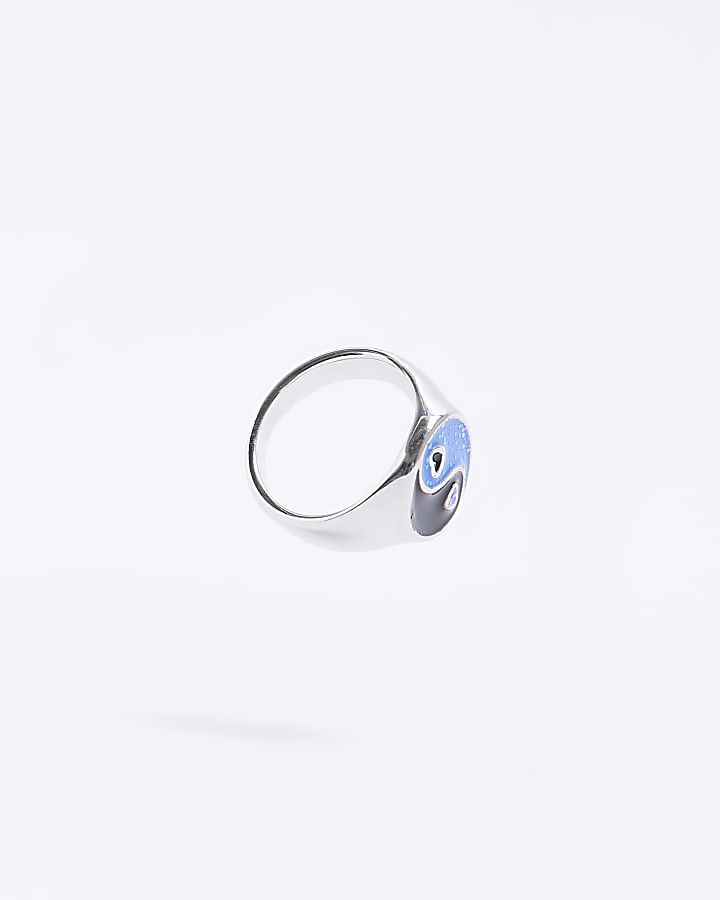 Blue yin and yang ring
