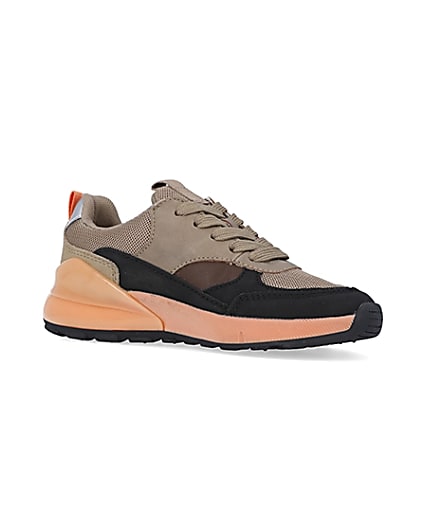 360 degree animation of product Boys beige colour block runner trainers frame-17