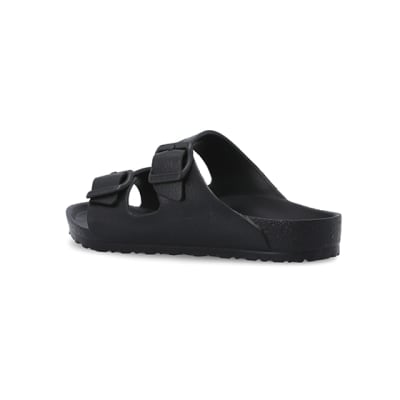 360 degree animation of product Boys black Birkenstock sandals frame-5