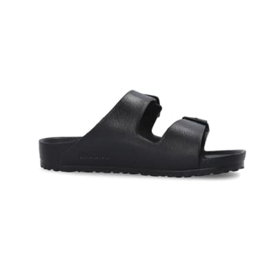 360 degree animation of product Boys black Birkenstock sandals frame-16