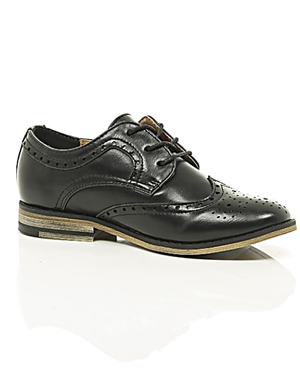 360 degree animation of product Boys black brogues frame-8