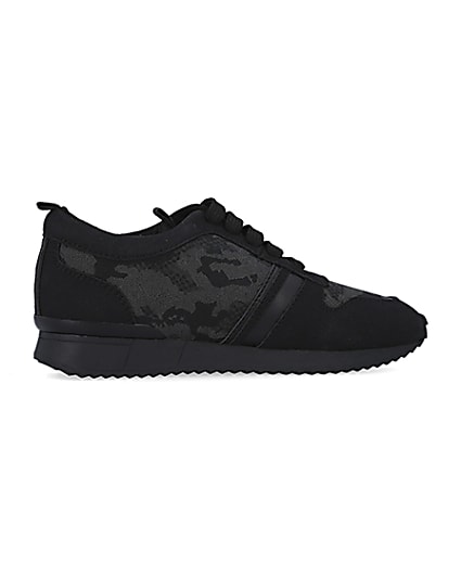 360 degree animation of product Boys Black Camo Jacquard Runner trainers frame-14