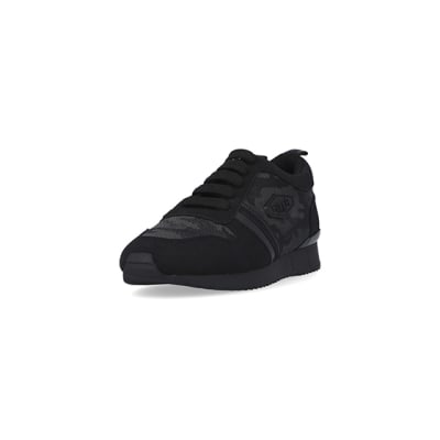 360 degree animation of product Boys Black Camo Jacquard Runner trainers frame-23