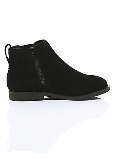 360 degree animation of product Boys black chelsea boots frame-10