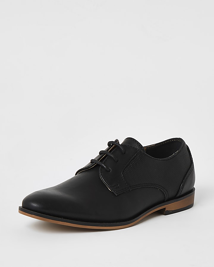 Boys black lace-up pointed toe shoes