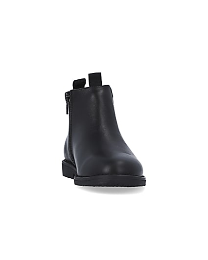 360 degree animation of product Boys black Leather Chelsea Boots frame-20