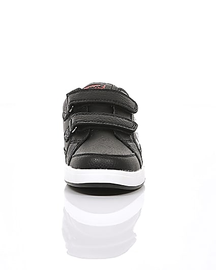360 degree animation of product Boys black Levi’s velcro low top trainers frame-4