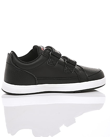 360 degree animation of product Boys black Levi’s velcro low top trainers frame-11