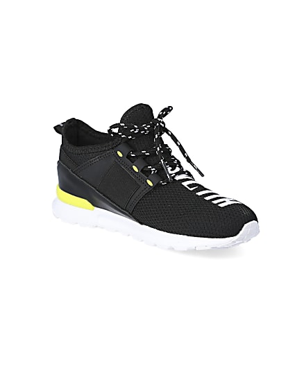 360 degree animation of product Boys black mesh 'Svnth' runner trainers frame-18