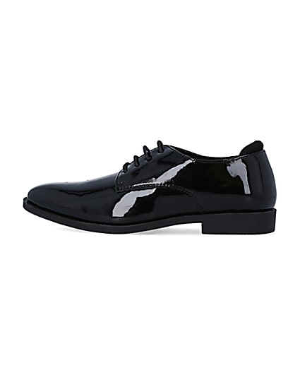 360 degree animation of product Boys black patent Derby Point shoes frame-4