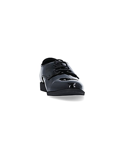 360 degree animation of product Boys black patent Derby Point shoes frame-20