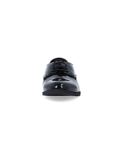 360 degree animation of product Boys black patent Derby Point shoes frame-21