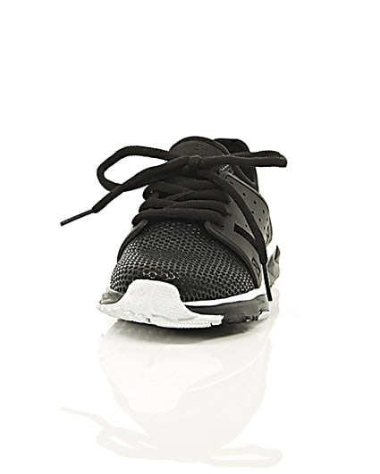 360 degree animation of product Boys black runner trainers frame-3