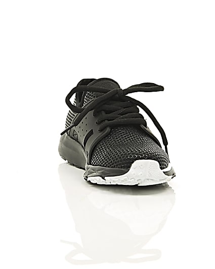 360 degree animation of product Boys black runner trainers frame-5