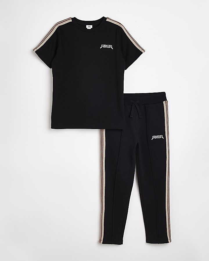 Boys Taped T-shirt and Joggers outfit River Island Boys Clothing Pants Sweatpants 