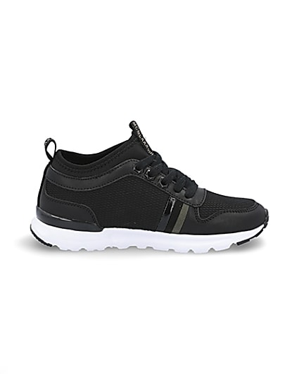 360 degree animation of product Boys black wasp runner trainers frame-15