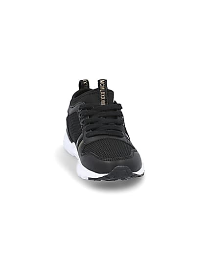360 degree animation of product Boys black wasp runner trainers frame-20