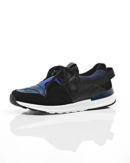 360 degree animation of product Boys blue camo insert runner trainers frame-23