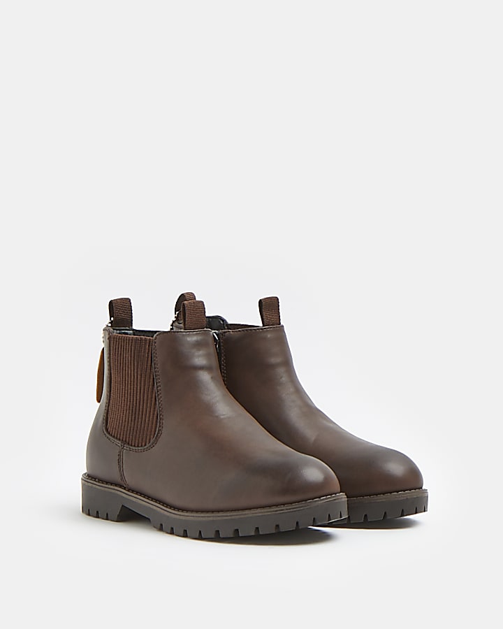 Boys brown chelsea boots