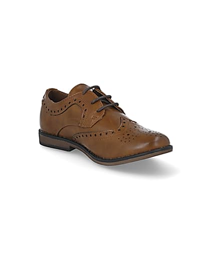 360 degree animation of product Boys brown embossed lace-up brogues frame-18