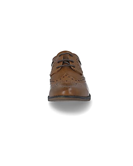 360 degree animation of product Boys brown embossed lace-up brogues frame-21