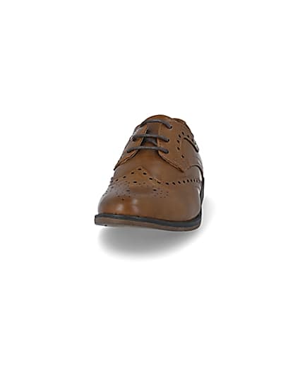 360 degree animation of product Boys brown embossed lace-up brogues frame-22