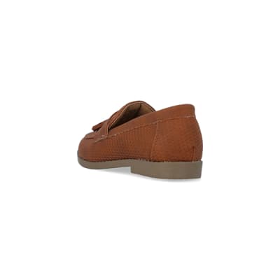 360 degree animation of product Boys Brown Embossed Loafer frame-7