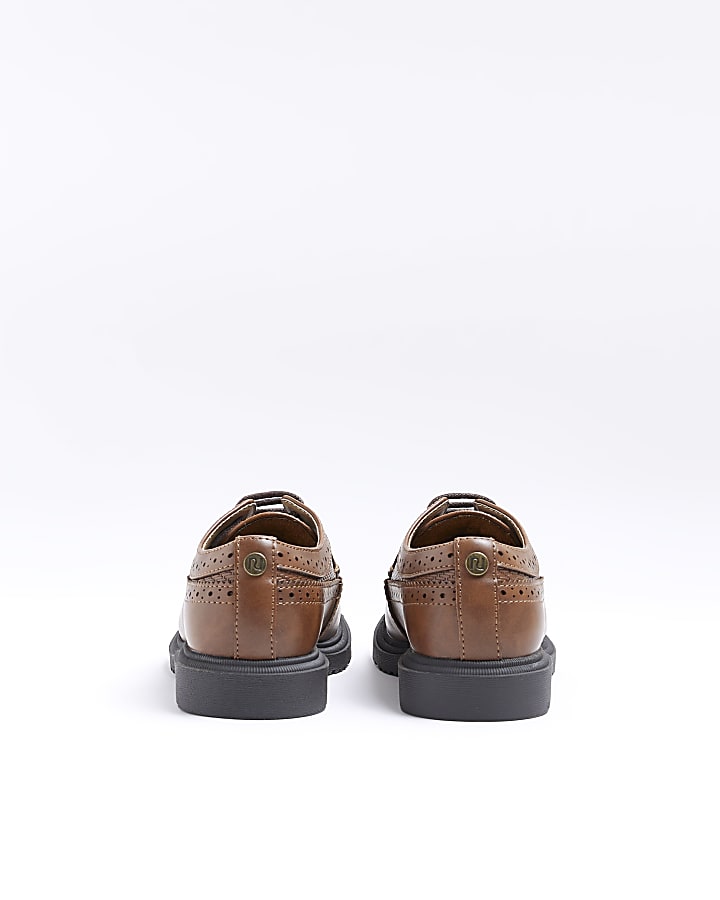 Boys brown Pu lace up brogue shoes