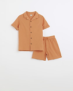 Boys coral textured top and shorts set