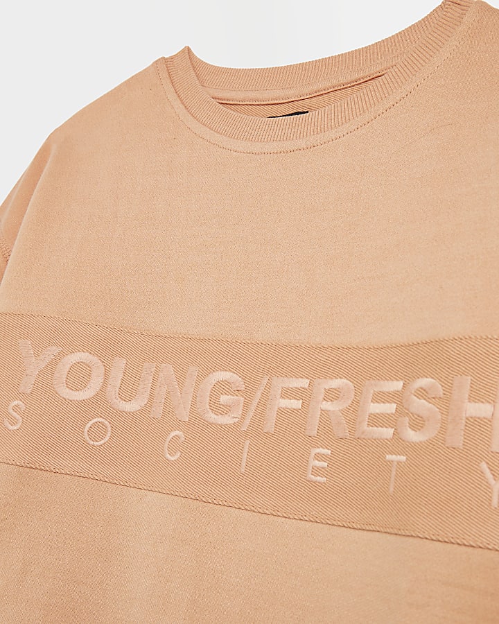 Boys coral 'Young/Fresh' print t-shirt
