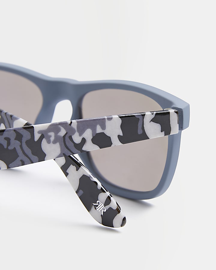 Boys grey camo arm print sunglasses