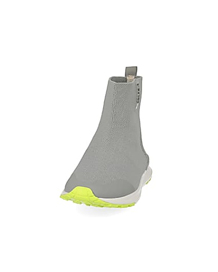 360 degree animation of product Boys grey Prolific high top knit trainers frame-22