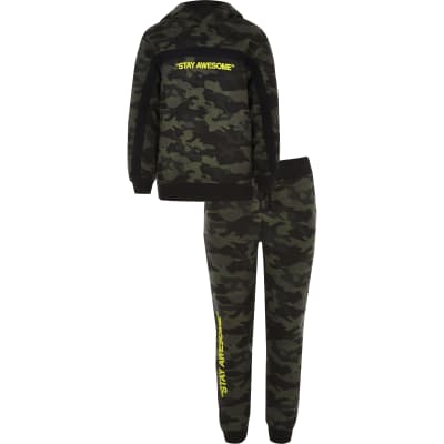 Boys khaki camo ‘Stay awesome’ hoodie outfit