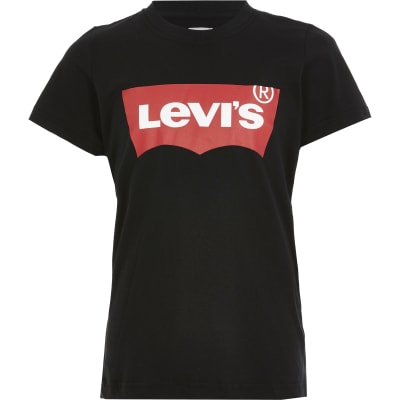 black levis shirt