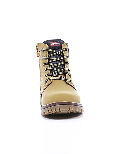 360 degree animation of product Boys Levi’s brown lace-up work boots frame-4