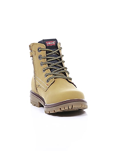 360 degree animation of product Boys Levi’s brown lace-up work boots frame-5