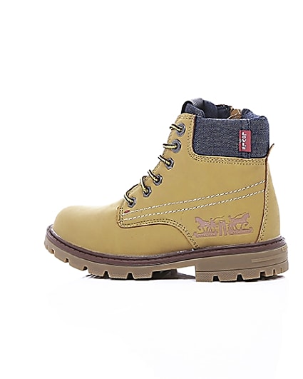 360 degree animation of product Boys Levi’s brown lace-up work boots frame-20