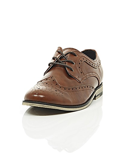 360 degree animation of product Boys tan brogues frame-2