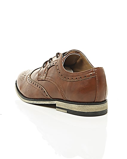 360 degree animation of product Boys tan brogues frame-18